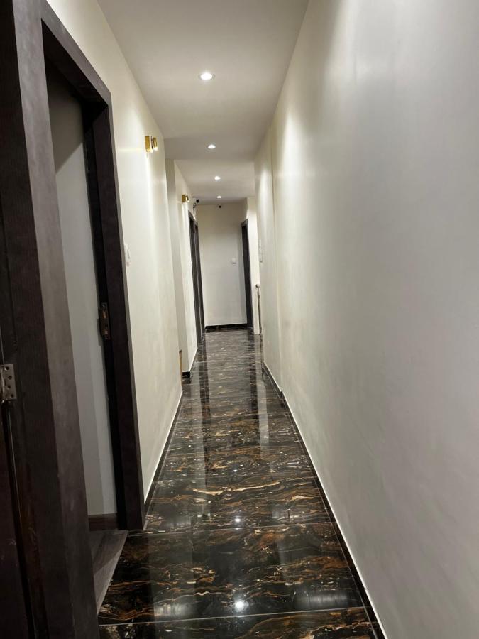 Hotel Classio Andheri - Near Dn Nagar Metro Station Mumbai Eksteriør bilde