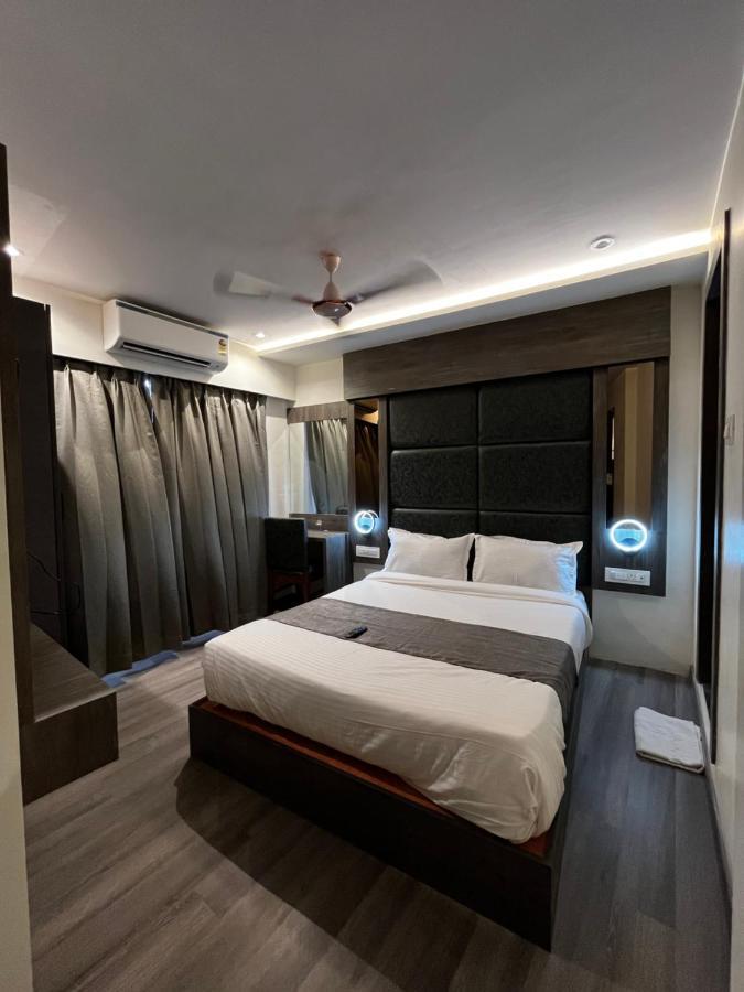 Hotel Classio Andheri - Near Dn Nagar Metro Station Mumbai Eksteriør bilde