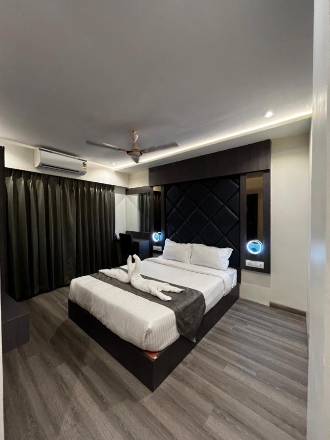 Hotel Classio Andheri - Near Dn Nagar Metro Station Mumbai Eksteriør bilde